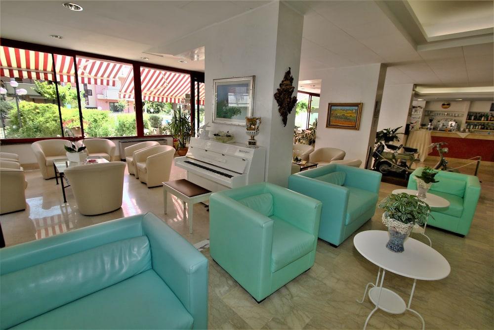 Hotel De Amicis Riccione Kültér fotó