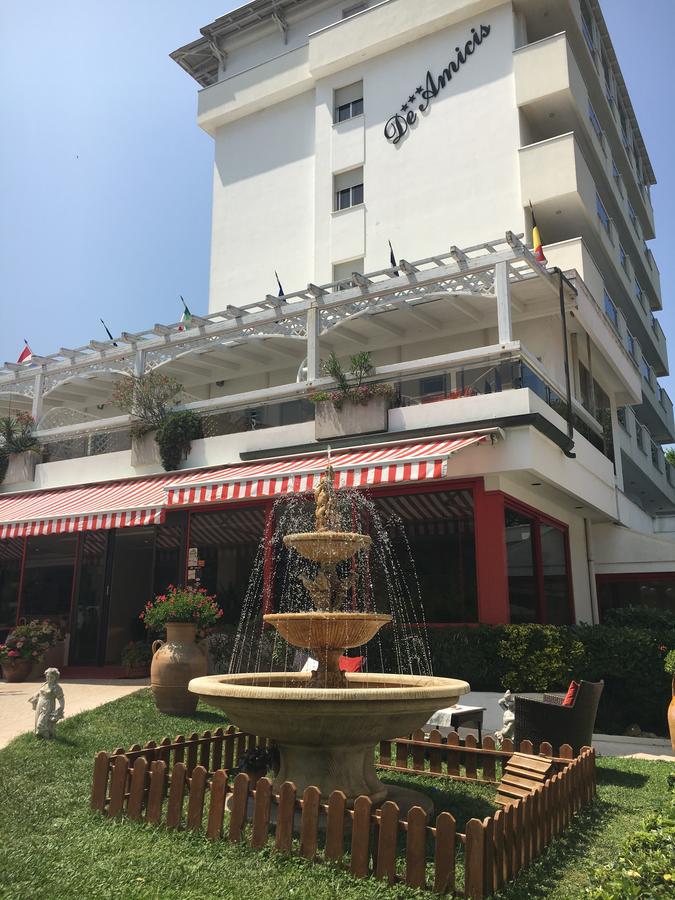 Hotel De Amicis Riccione Kültér fotó